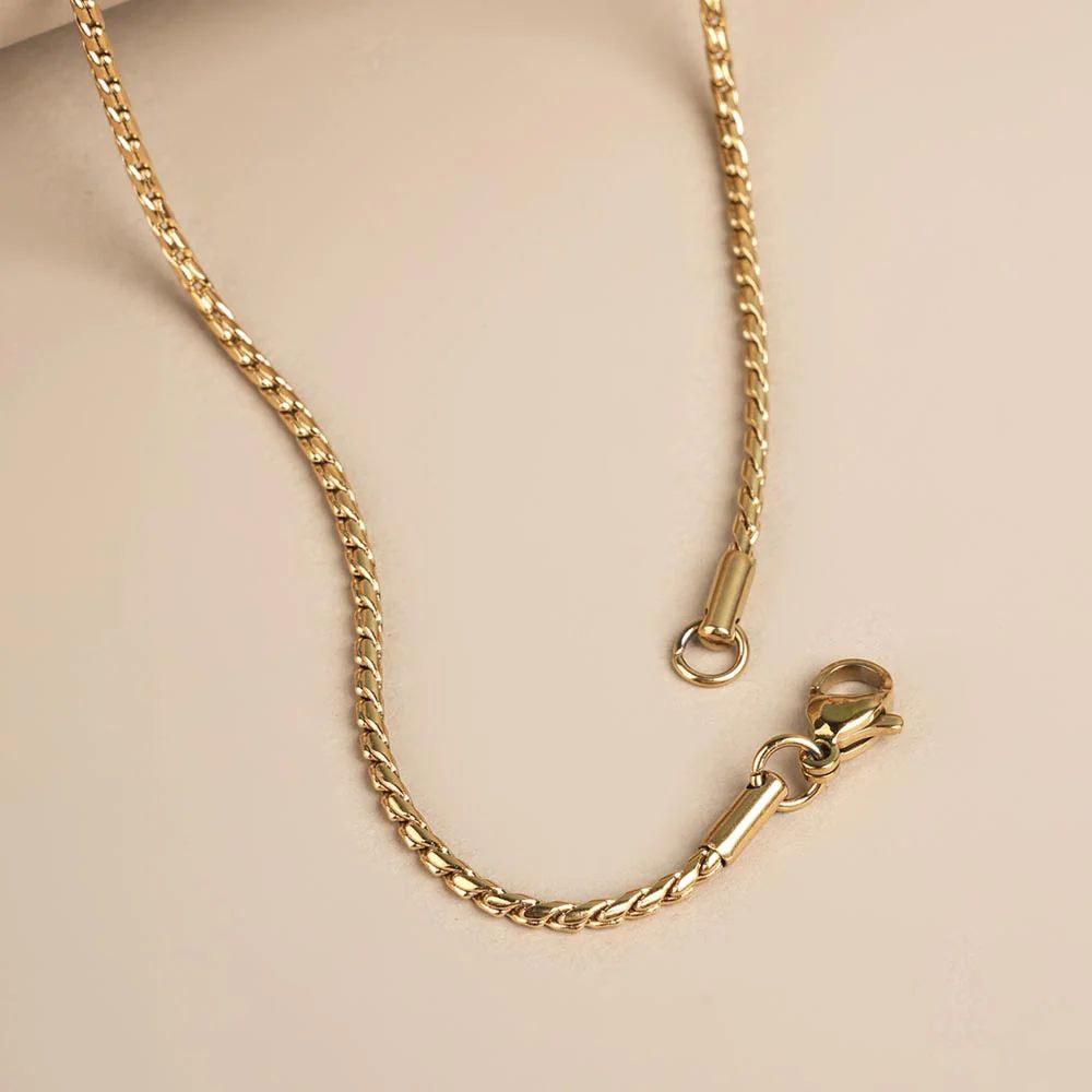 Gold cable link chain